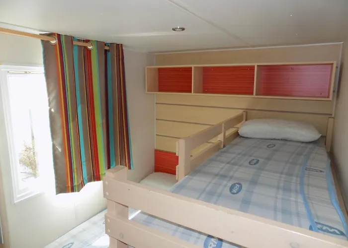 Parque de Campismo Mobil 4 à 6 Personnes - Novela Homair