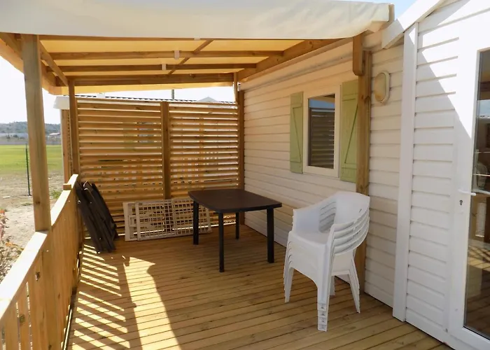 Mobil 4 à 6 Personnes - Novela Homair Parque de Campismo