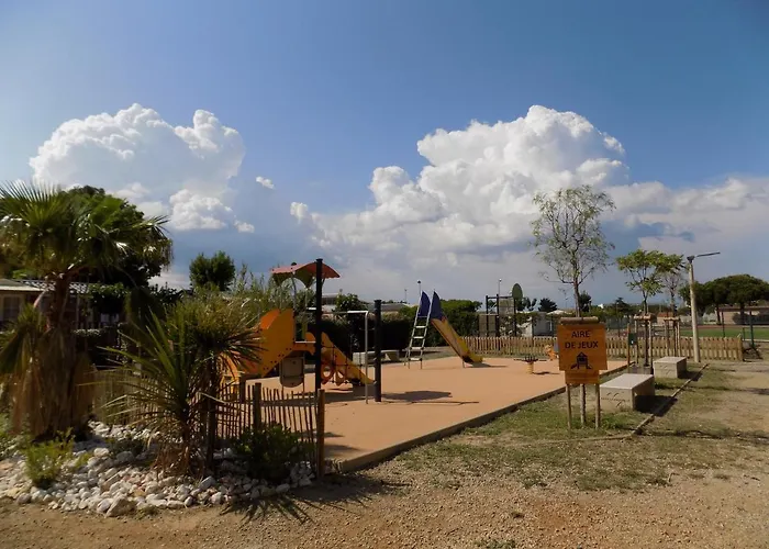 Parque de Campismo Mobil 4 à 6 Personnes - Novela Homair