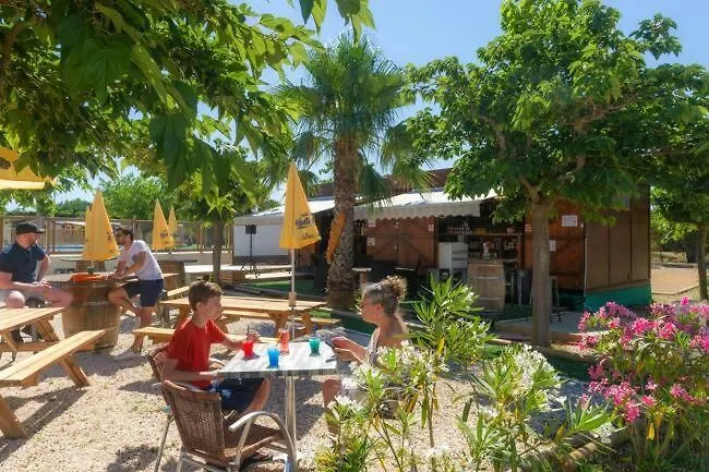 Parque de Campismo Mobil 4 à 6 Personnes - Novela Homair Port-la-Nouvelle